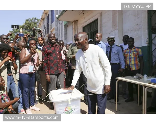 几内亚比绍足球队迎来新教练团队，几内亚比绍代表团