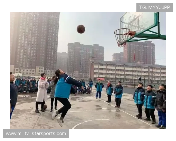 篮球少年让中国的青春更加热烈，篮球少年让中国的青春更加热烈作文