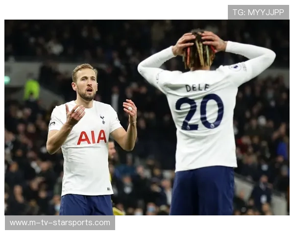 热刺锁住范德文，中卫市场随之洗牌，热刺中场球员